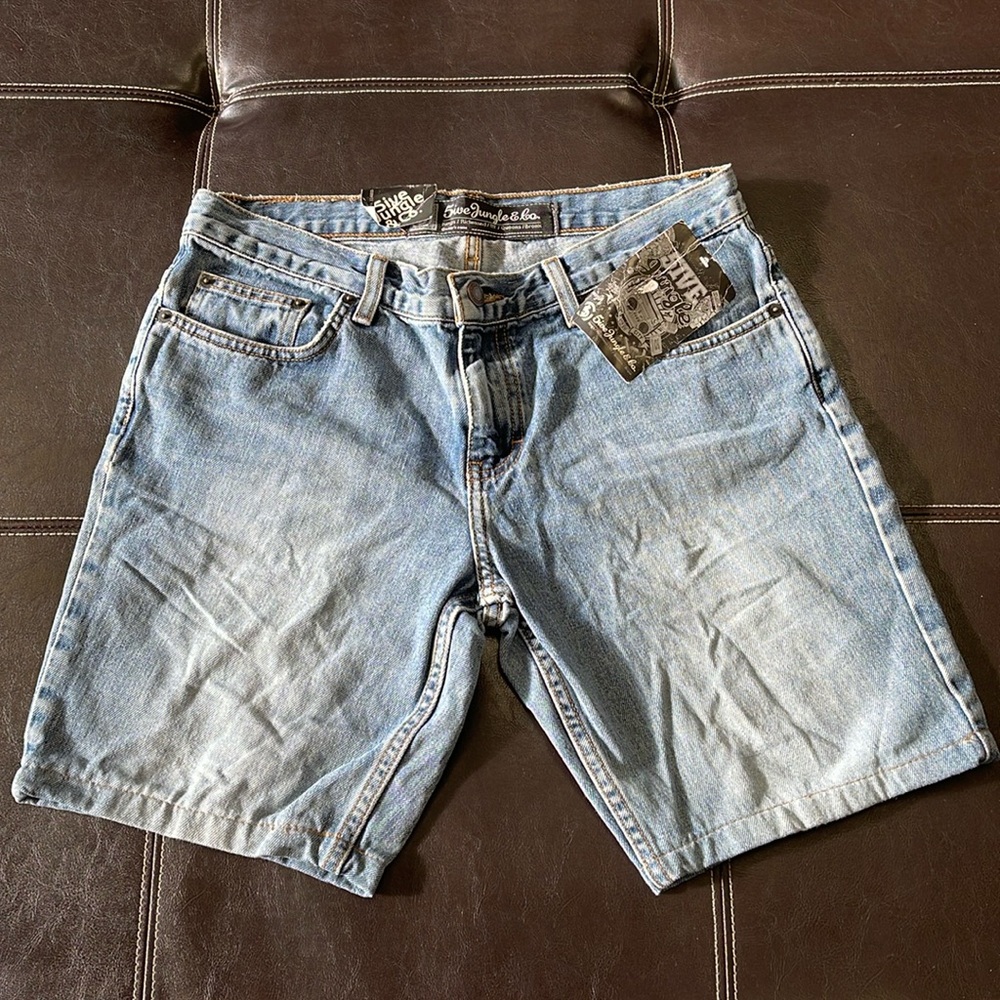 5ive Jungle & Co Women's Jean Shorts (1)